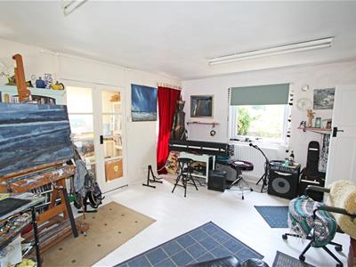 Picture 4